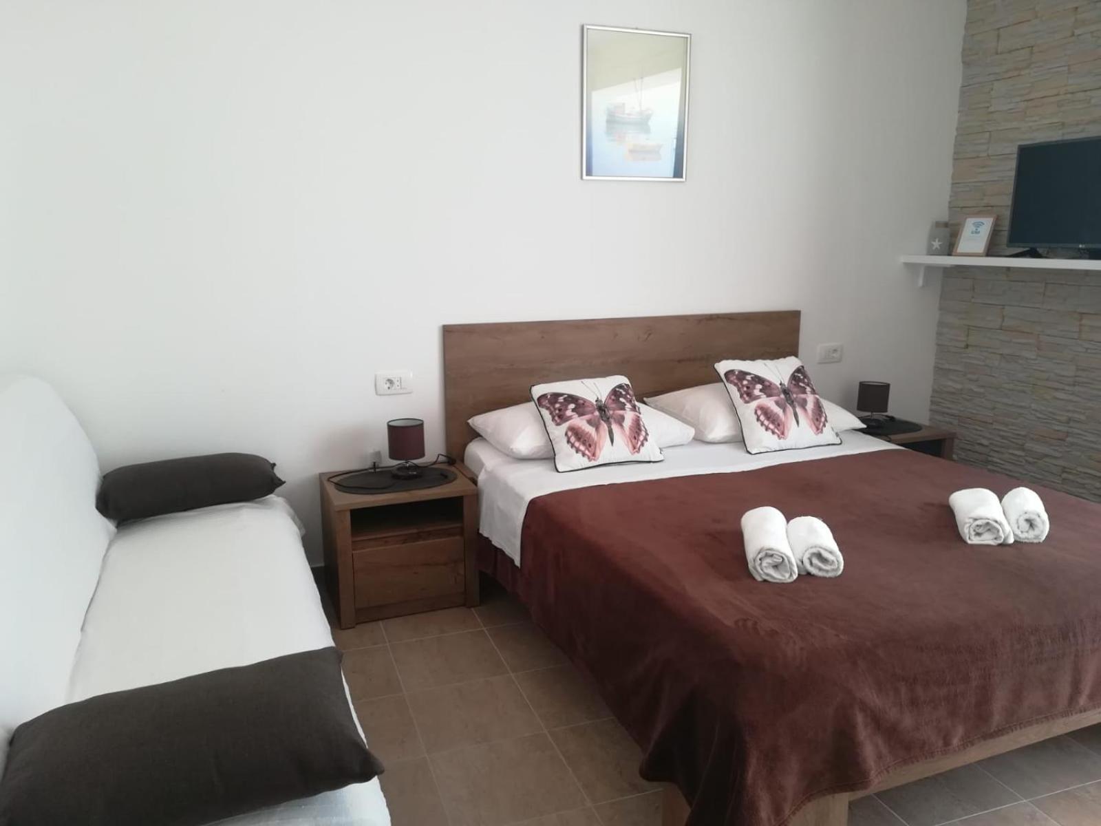 Apartmani “Kresimir” Omiš Exteriér fotografie