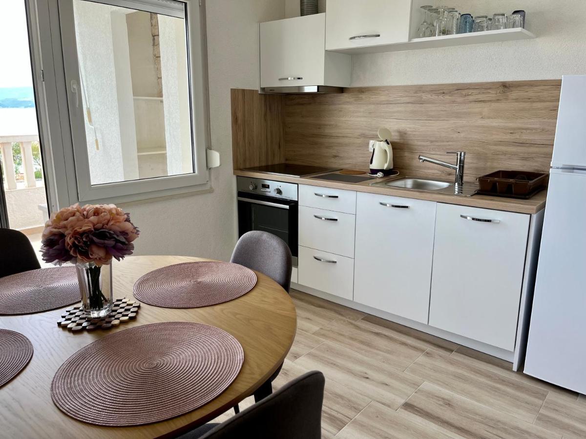 Apartmani “Kresimir” Omiš Exteriér fotografie