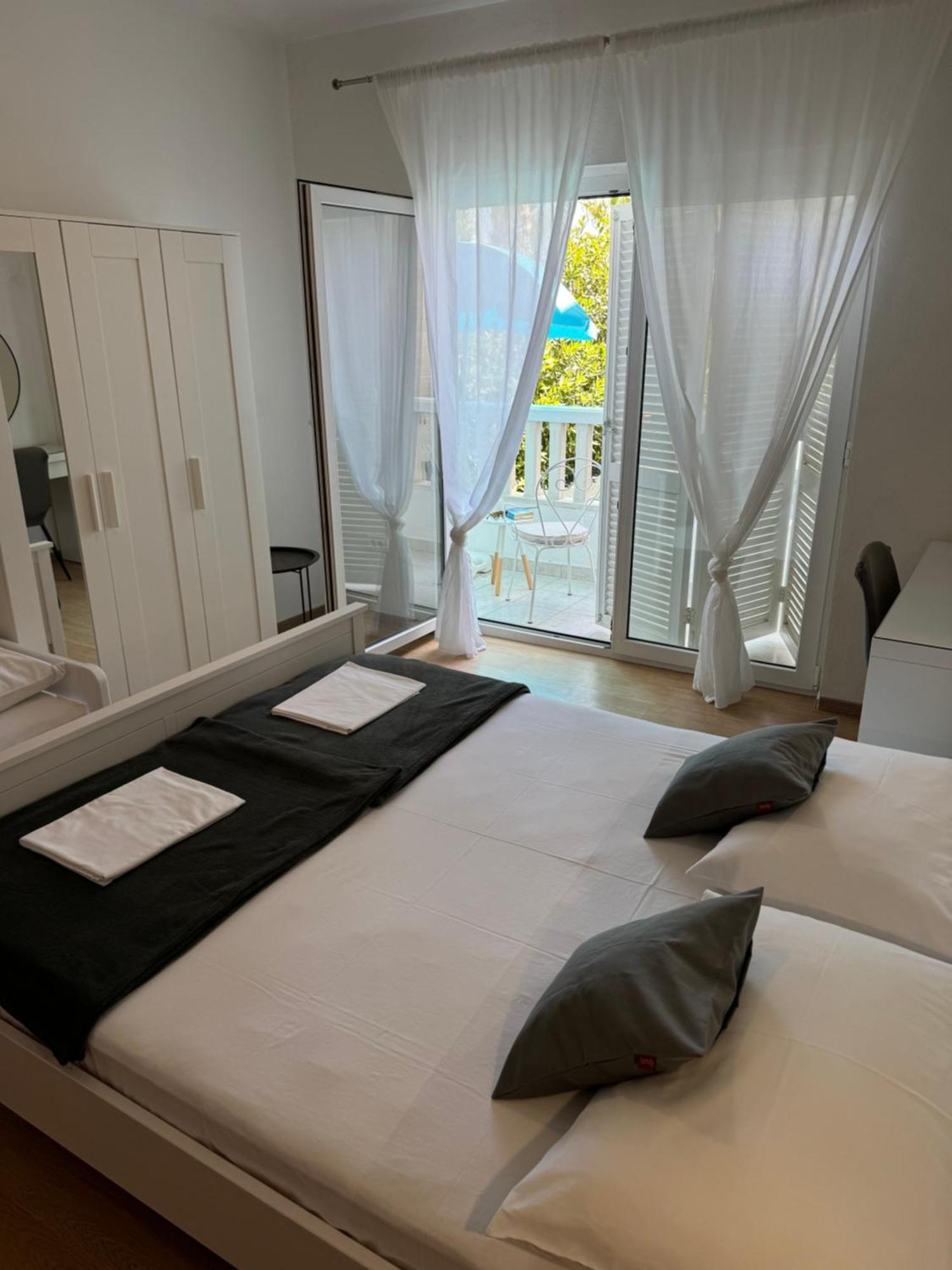 Apartmani “Kresimir” Omiš Exteriér fotografie